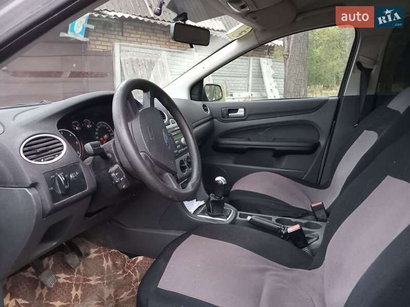 Универсал Ford Focus 2005 в Киеве фото 5 Универсал Ford Focus 2005 в Киеве