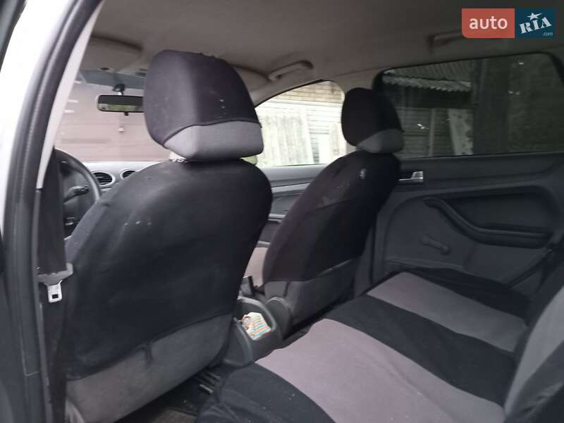 Универсал Ford Focus 2005 в Киеве фото 14 Универсал Ford Focus 2005 в Киеве