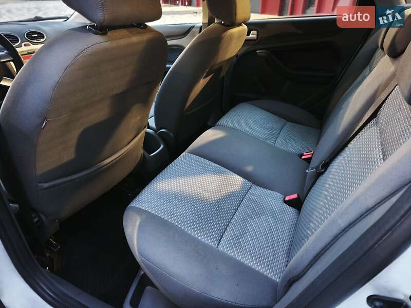 Седан Ford Focus 2007 в Львове
