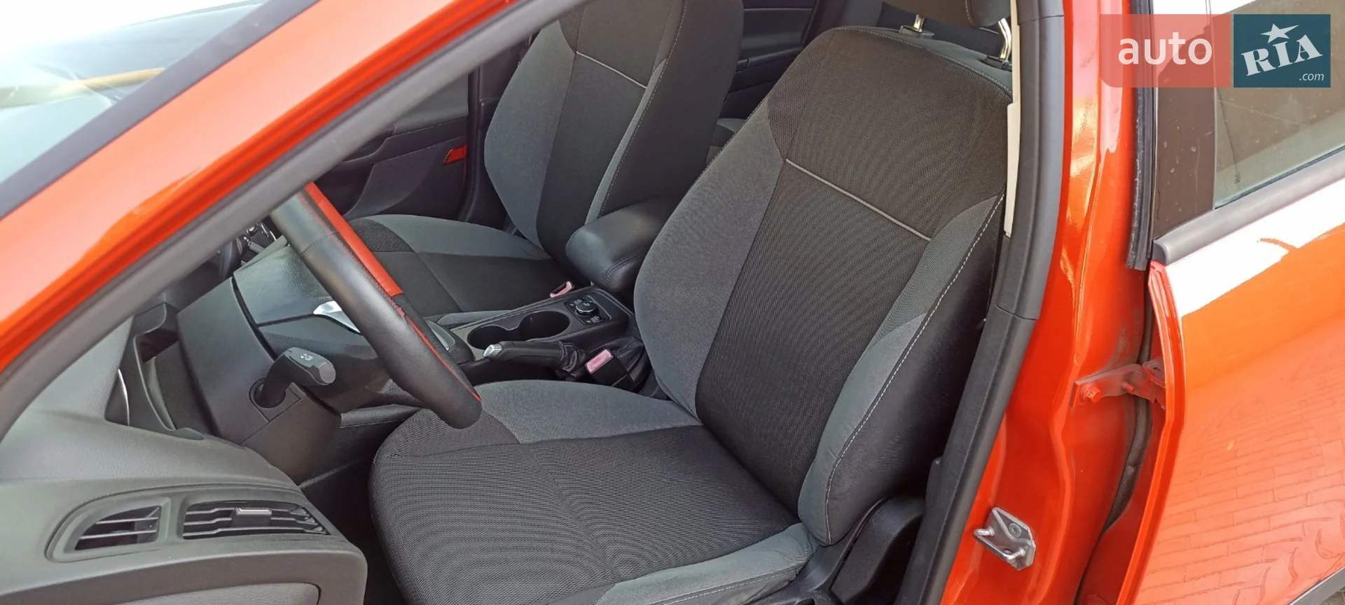 2011 Ford Focus - мініатюра 37