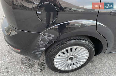 Хэтчбек Ford Focus 2008 в 