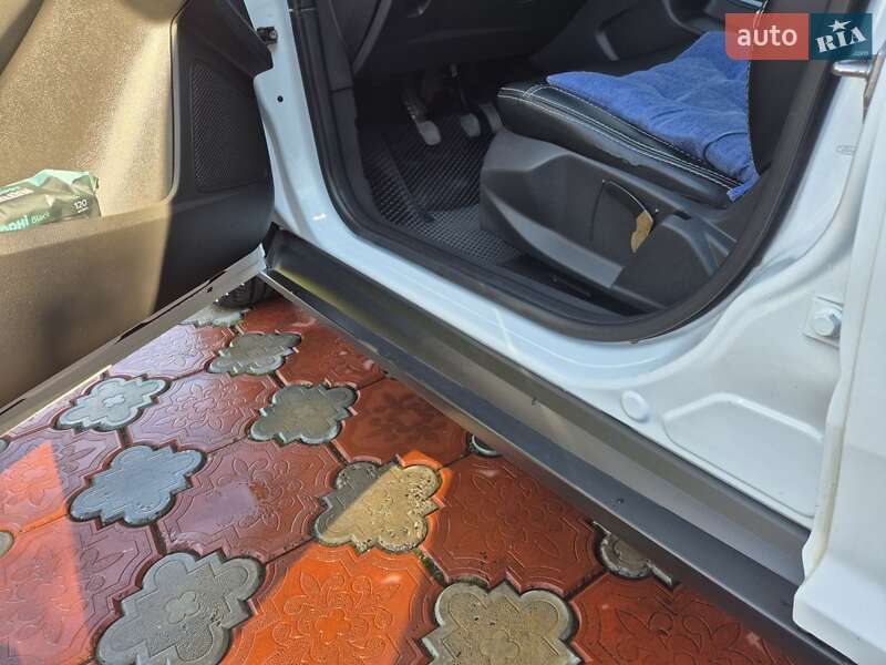 Хэтчбек Ford Focus 2013 в Полтаве