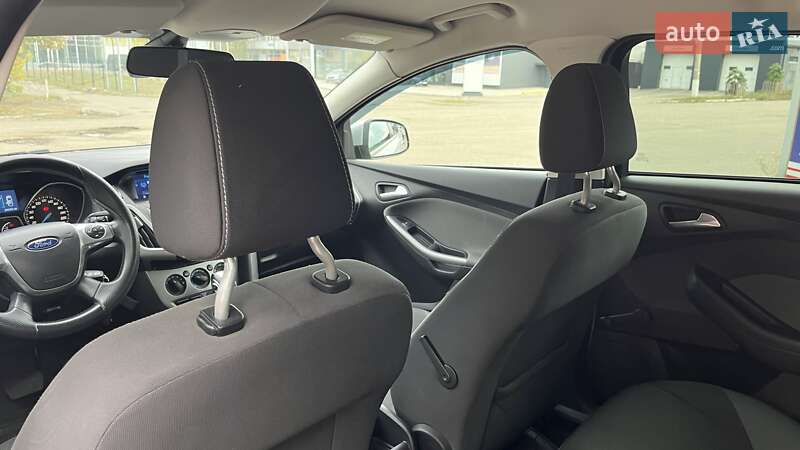 Универсал Ford Focus 2014 в Николаеве фото 12 Универсал Ford Focus 2014 в Николаеве