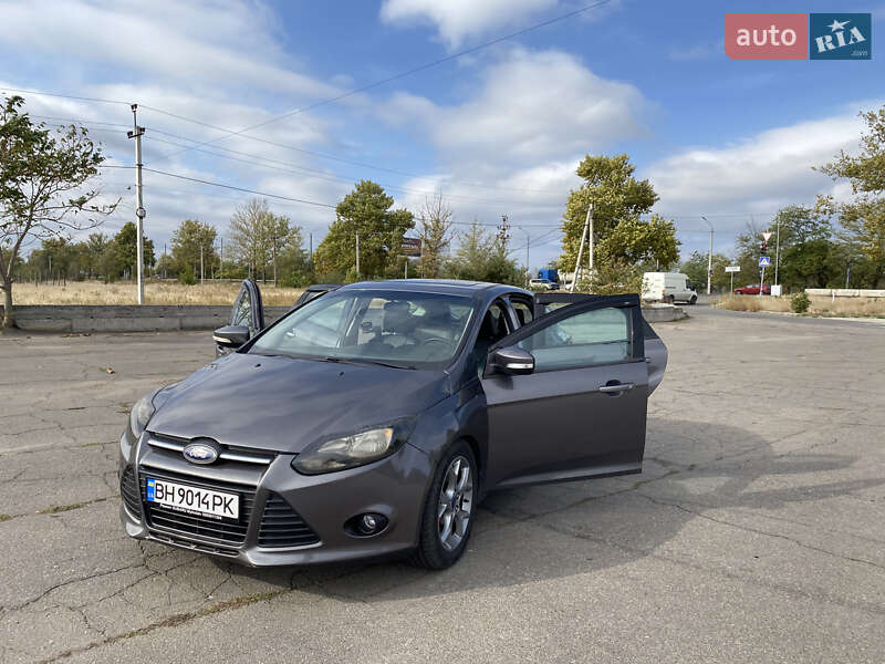 Хэтчбек Ford Focus 2013 в Николаеве