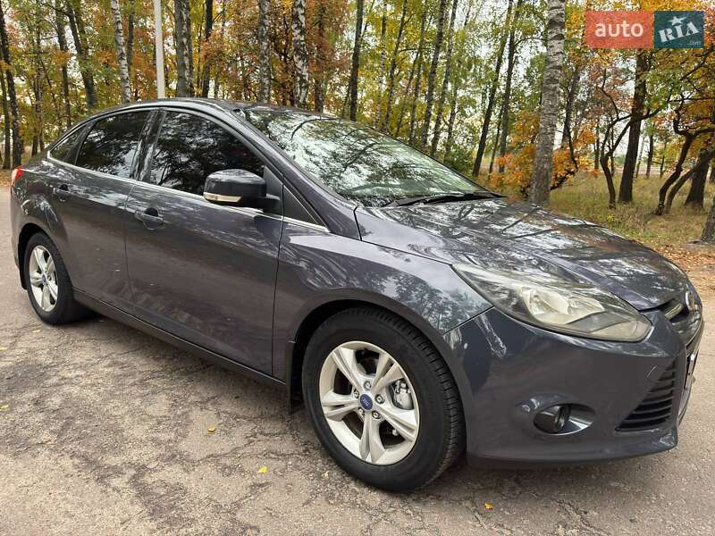 Седан Ford Focus 2013 в Охтирці