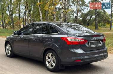 Седан Ford Focus 2013 в 