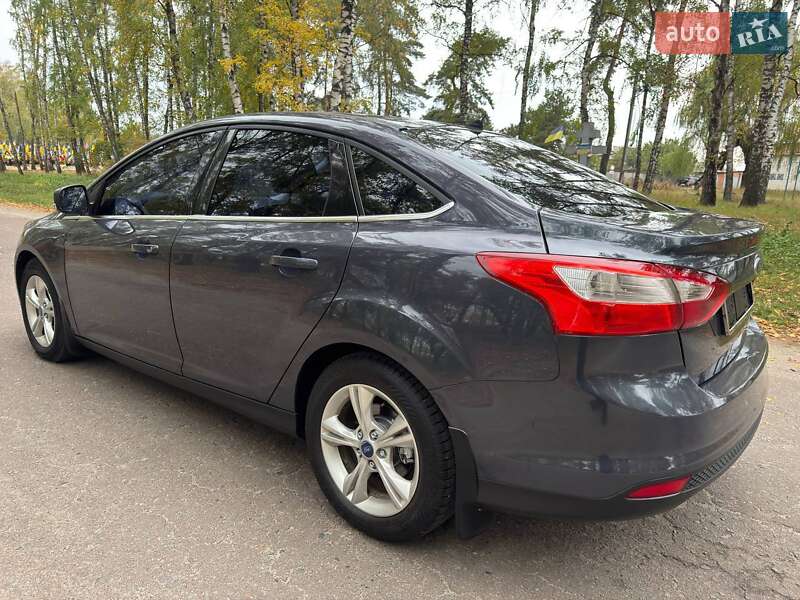 Седан Ford Focus 2013 в Охтирці