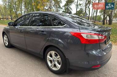 Седан Ford Focus 2013 в 