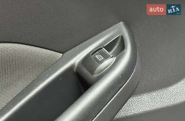 Седан Ford Focus 2013 в 