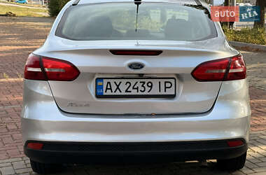 Седан Ford Focus 2016 в 