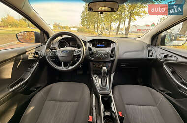 Седан Ford Focus 2016 в 