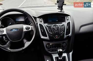 Универсал Ford Focus 2013 в 