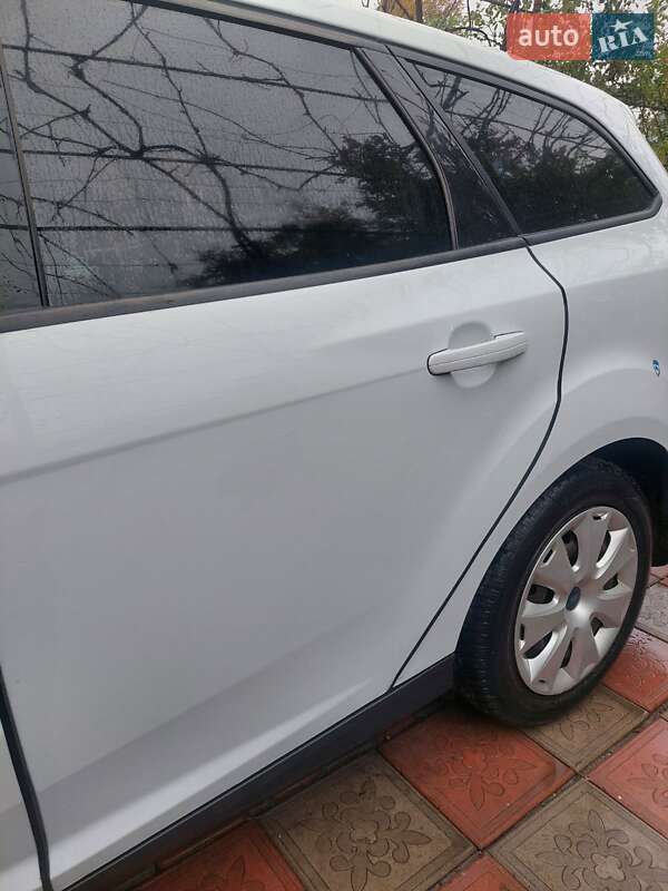 Универсал Ford Focus 2013 в Чернигове