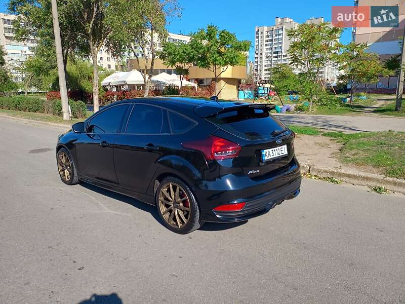 Хетчбек Ford Focus 2017 в Запоріжжі