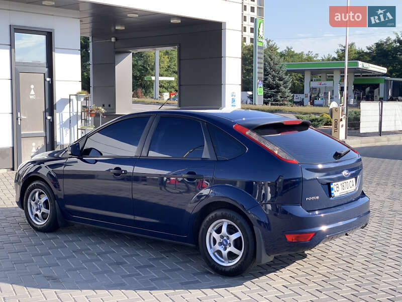 Хэтчбек Ford Focus 2011 в Полтаве
