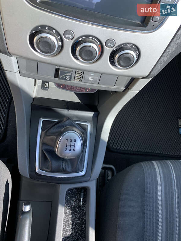 Хэтчбек Ford Focus 2011 в Полтаве
