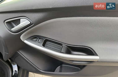 Универсал Ford Focus 2012 в 