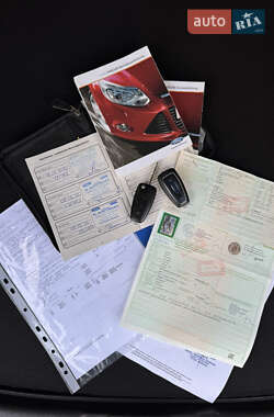 Универсал Ford Focus 2012 в 
