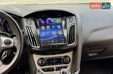 Универсал Ford Focus 2013 в 