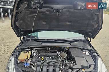 Седан Ford Focus 2016 в 