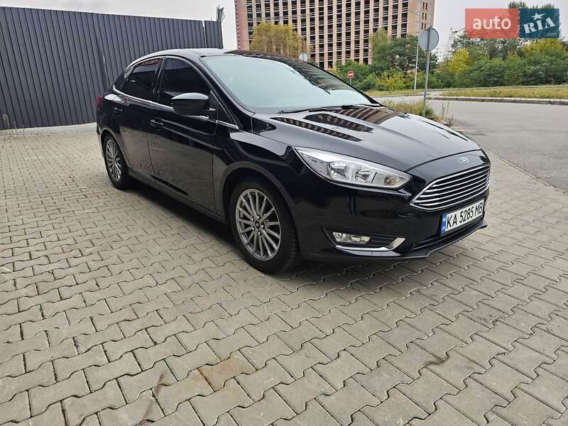Седан Ford Focus 2016 в Киеве
