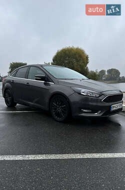 Седан Ford Focus 2015 в 