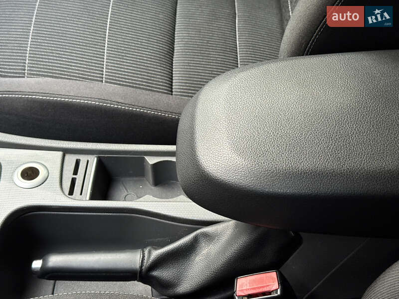 Универсал Ford Focus 2008 в Нетешине фото 15 Универсал Ford Focus 2008 в Нетешине