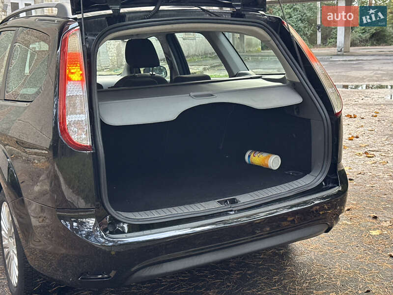 Универсал Ford Focus 2008 в Нетешине фото 25 Универсал Ford Focus 2008 в Нетешине