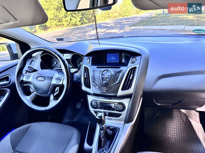 Универсал Ford Focus 2011 в 