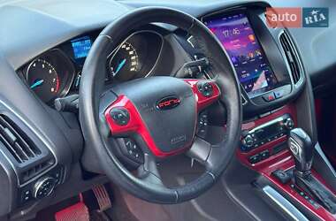 Универсал Ford Focus 2012 в 