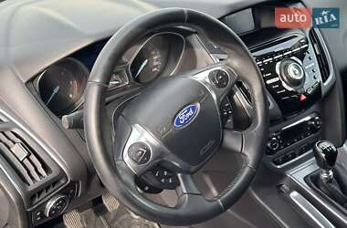 Универсал Ford Focus 2012 в 