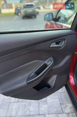 Универсал Ford Focus 2012 в 