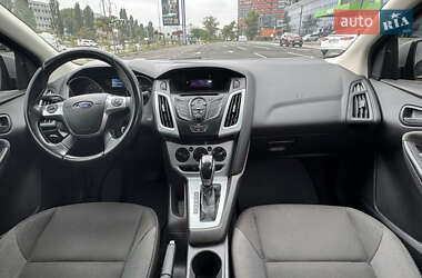 Седан Ford Focus 2011 в 
