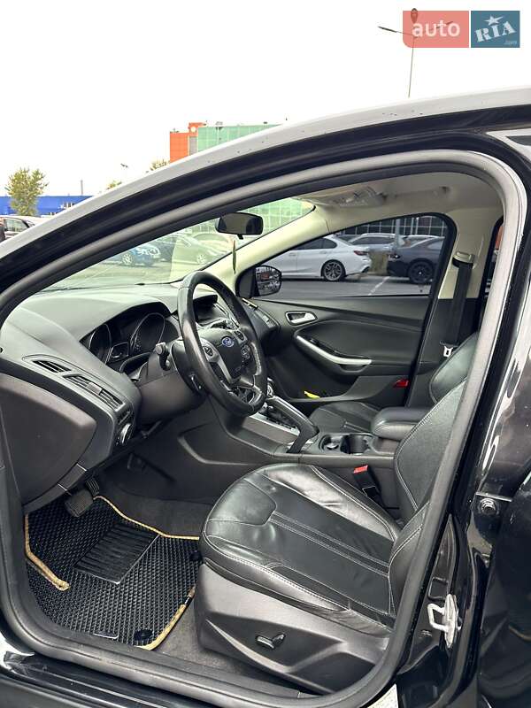 Хэтчбек Ford Focus 2013 в Киеве