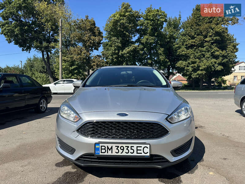 Седан Ford Focus 2015 в 