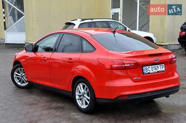 Седан Ford Focus 2014 в 