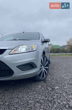 Универсал Ford Focus 2010 в 