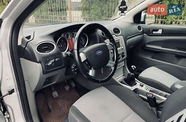 Универсал Ford Focus 2010 в 