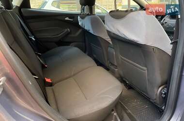 Седан Ford Focus 2015 в 
