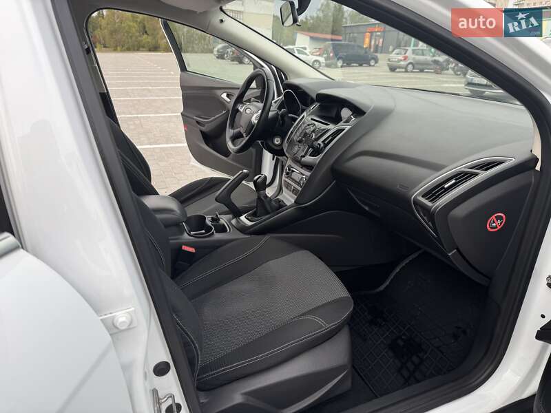 Седан Ford Focus 2014 в Смолином
