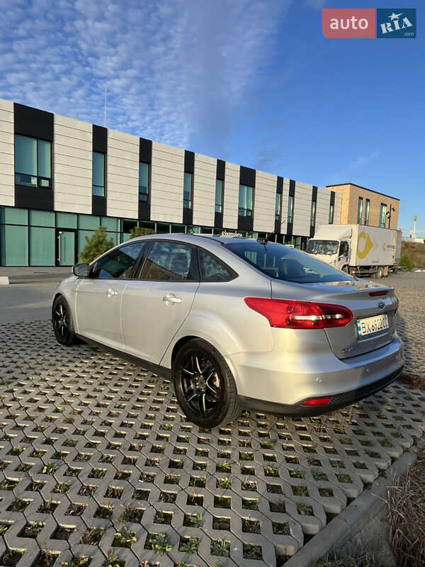Седан Ford Focus 2016 в Хмельницькому