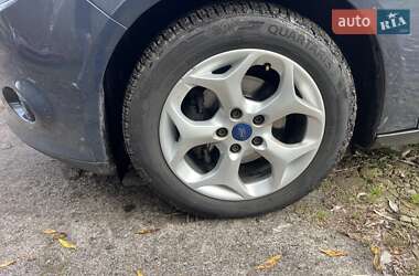Универсал Ford Focus 2014 в 