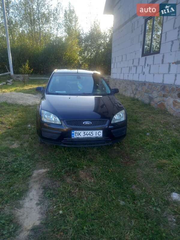 Седан Ford Focus 2005 в Ровно