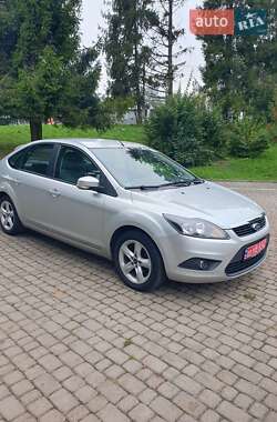 Хэтчбек Ford Focus 2010 в Ровно