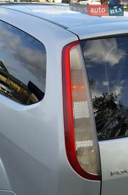 Универсал Ford Focus 2010 в 