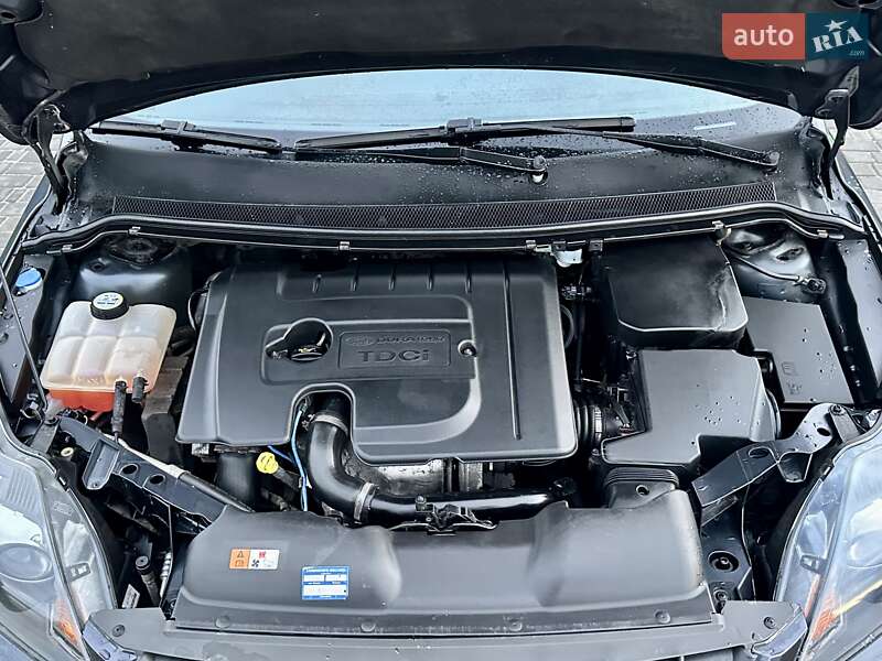 Универсал Ford Focus 2010 в Вараше фото 44 Универсал Ford Focus 2010 в Вараше