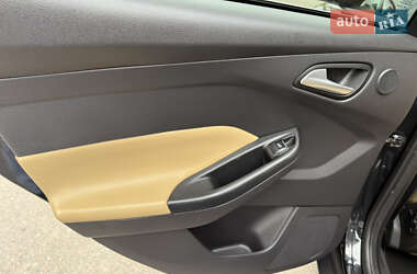 Универсал Ford Focus 2011 в 