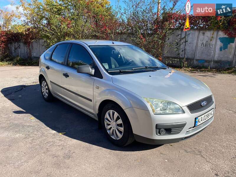 Хэтчбек Ford Focus 2005 в Житомире