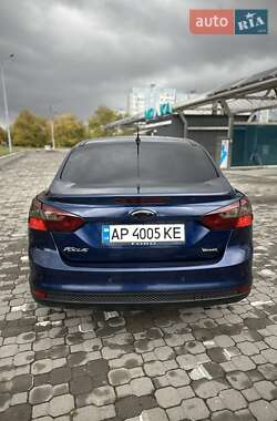 Седан Ford Focus 2011 в 