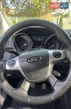 Универсал Ford Focus 2013 в 
